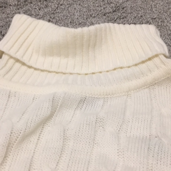 Turtleneck - Picture 2 of 3